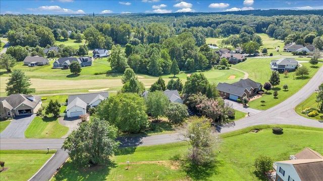 141 Chestnut Creek DR, Hardy, VA 24101