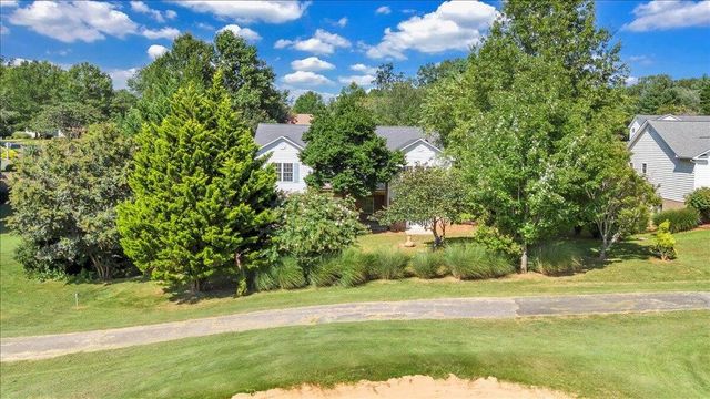 141 Chestnut Creek DR, Hardy, VA 24101