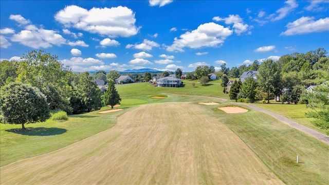 141 Chestnut Creek DR, Hardy, VA 24101