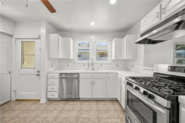 12132 Herbert, Los Angeles, CA 90066