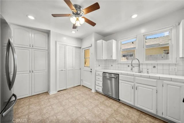 12132 Herbert, Los Angeles, CA 90066