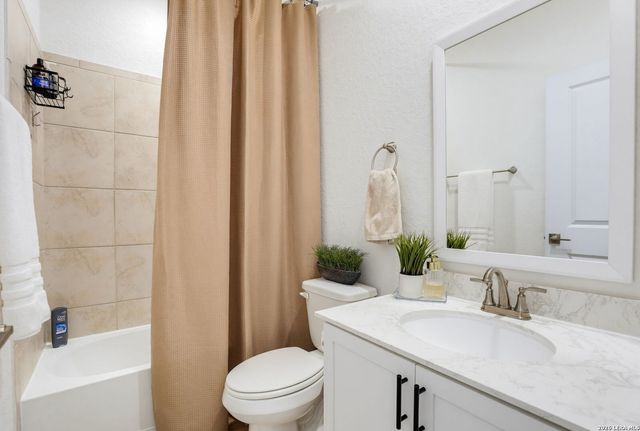 8851 Oakland Rd Unit 9, San Antonio, TX 78240