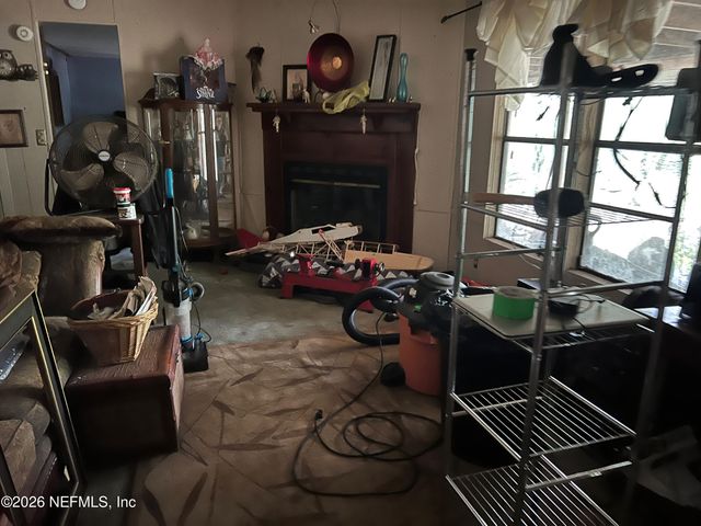 126 WILLOW Lane, Hawthorne, FL 32640