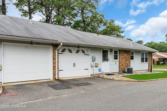 63A Cambridge Circle, Manchester, NJ 08759