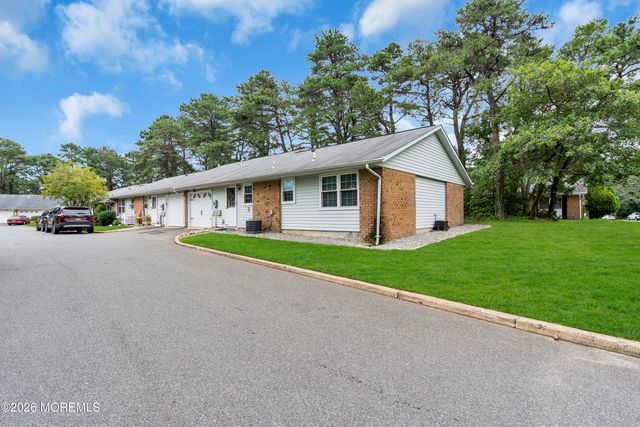 63A Cambridge Circle, Manchester, NJ 08759