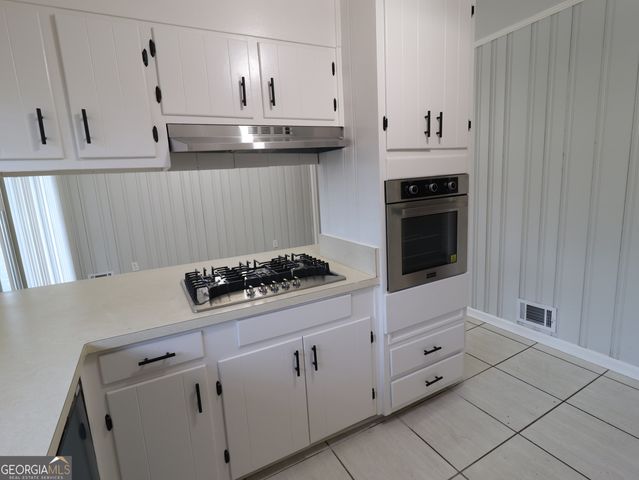 6470 Ardmoor Drive, Jonesboro, GA 30236