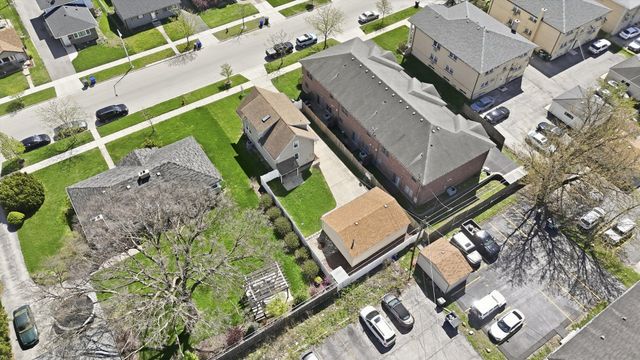 4636 Custer Avenue, Brookfield, IL 60513