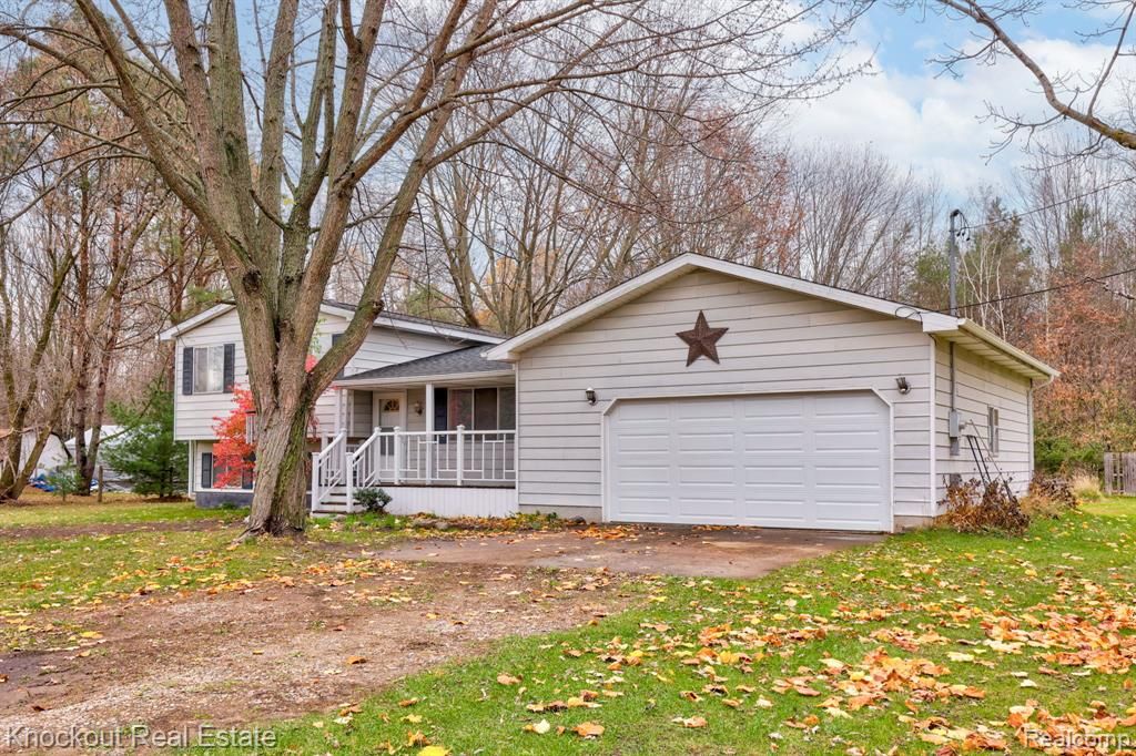 10456 Nichols Road, Montrose, MI 48457