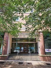 300 Peachtree NE Street 18L, Atlanta, GA 30308