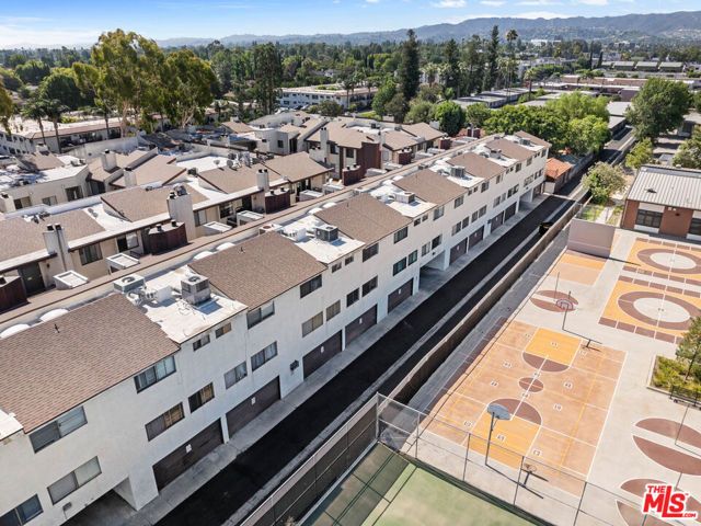 6323 Reseda Boulevard 6, Tarzana (los Angeles), CA 91335