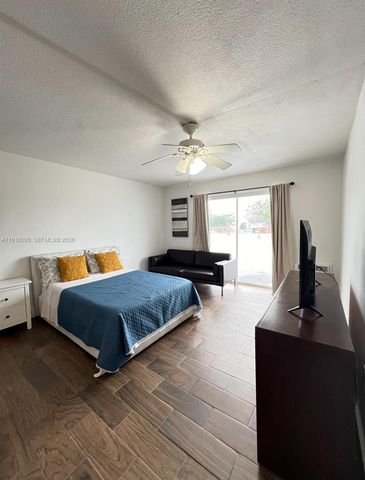 7904 W Dr 111 111, North Bay Village, FL 33141