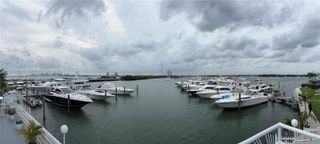 7904 W Dr 111 111, North Bay Village, FL 33141