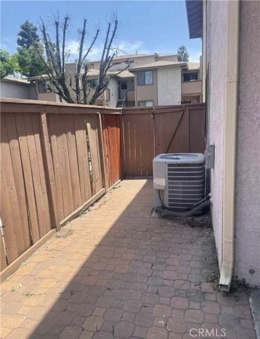 1315 Massachusetts Avenue 101, Riverside, CA 92507
