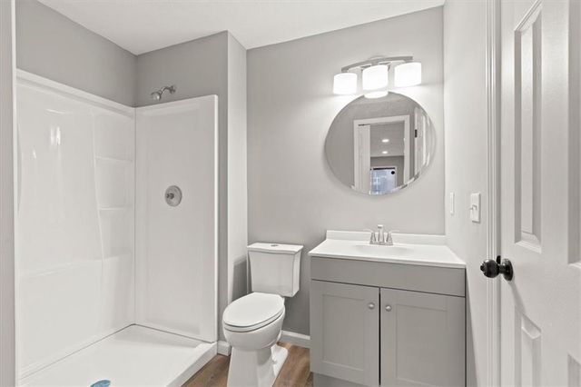 1232 SW WYSTERIA Drive, Lee's Summit, MO 64082