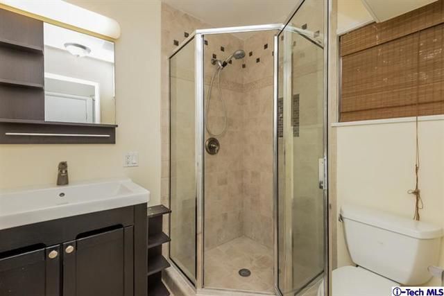 1890 Las Lunas Street, Pasadena, CA 91107