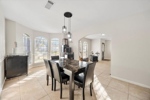 825 Forest Edge Lane, Wylie, TX 75098