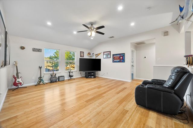 825 Forest Edge Lane, Wylie, TX 75098