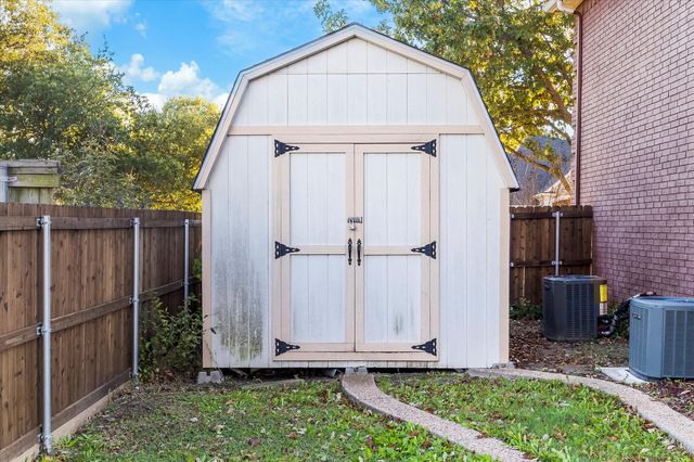 825 Forest Edge Lane, Wylie, TX 75098