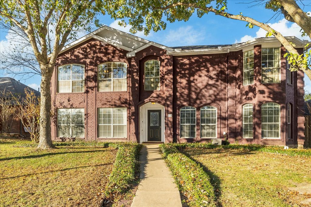 825 Forest Edge Lane, Wylie, TX 75098