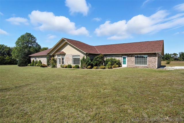 63320 E 293 Road, Grove, OK 74344