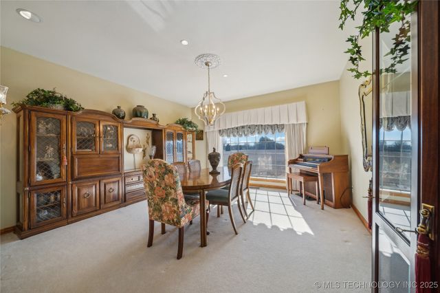 63320 E 293 Road, Grove, OK 74344