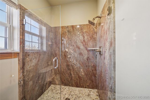 63320 E 293 Road, Grove, OK 74344