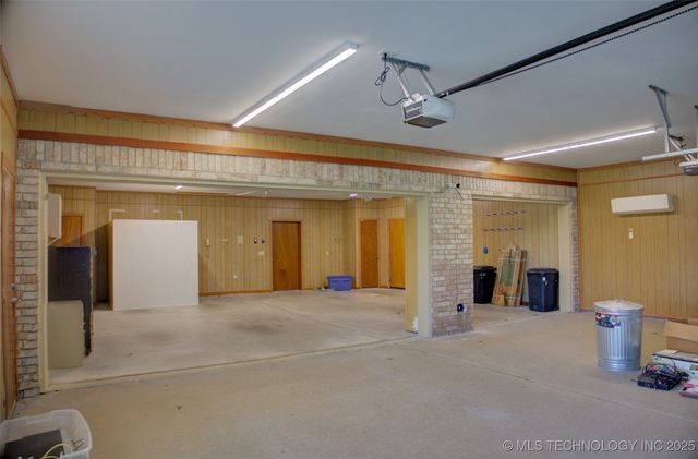 63320 E 293 Road, Grove, OK 74344