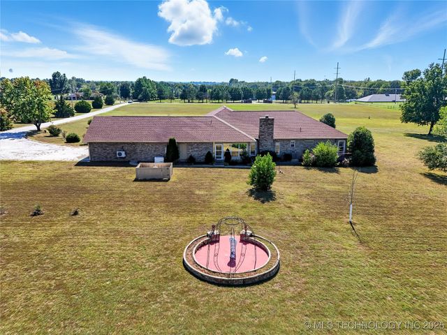 63320 E 293 Road, Grove, OK 74344