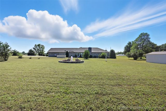 63320 E 293 Road, Grove, OK 74344
