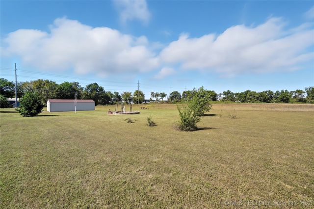 63320 E 293 Road, Grove, OK 74344