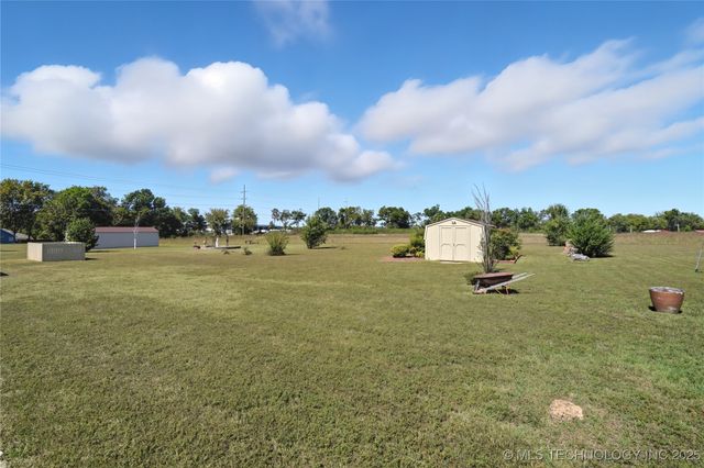 63320 E 293 Road, Grove, OK 74344