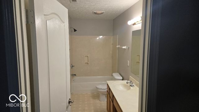 1809 Emerald Pines Lane, Westfield, IN 46074