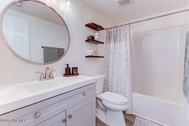 4609 Mcclelland Drive 104, Wilmington, NC 28405