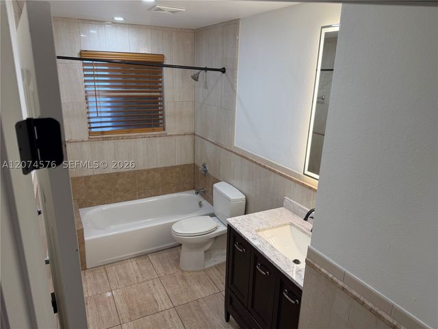 5201 SW 22nd St, West Park, FL 33023