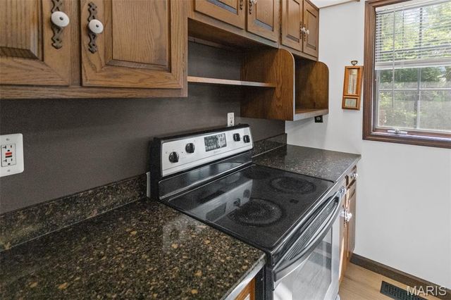 1908 Duke Street, Edwardsville, IL 62025