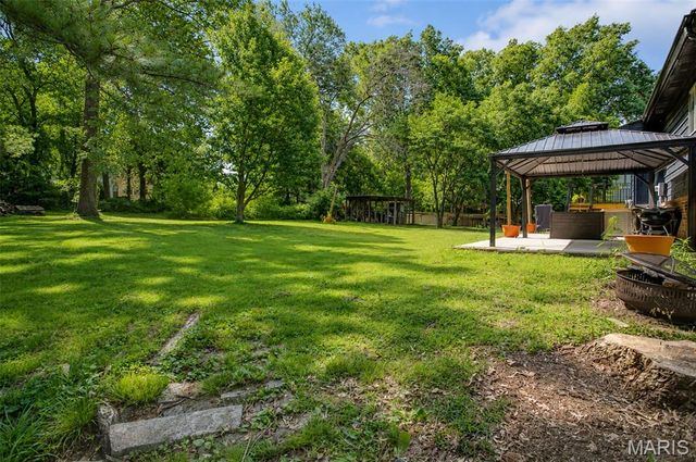 1908 Duke Street, Edwardsville, IL 62025