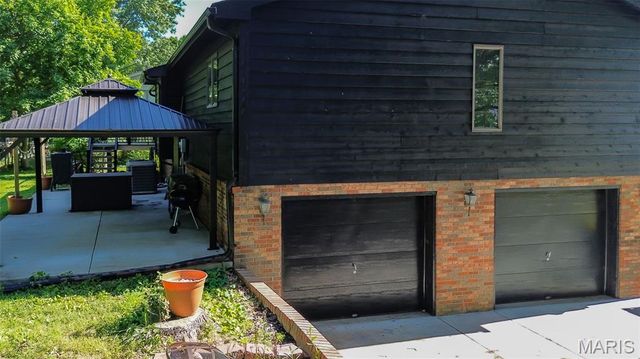 1908 Duke Street, Edwardsville, IL 62025
