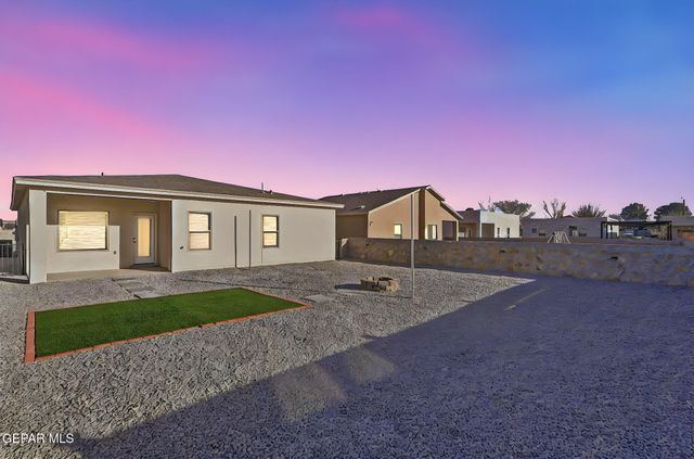 11965 Mountains Place, Socorro, TX 79927