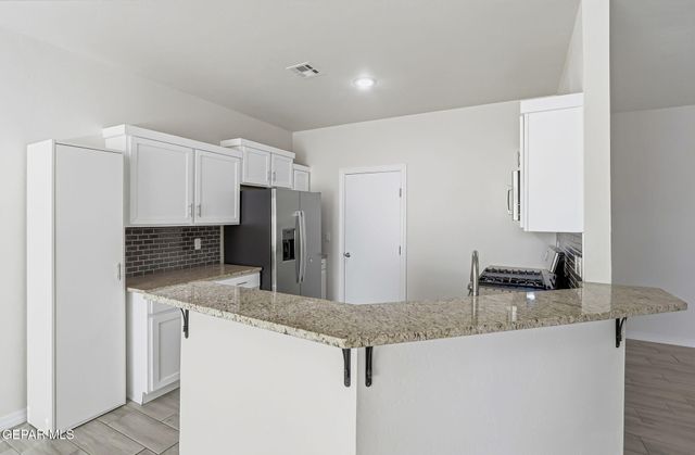 11965 Mountains Place, Socorro, TX 79927