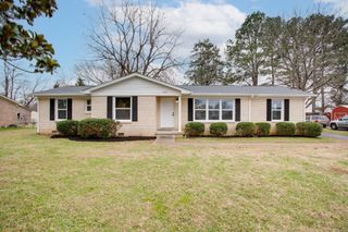 223 Hampton Rd, Columbia, TN 38401