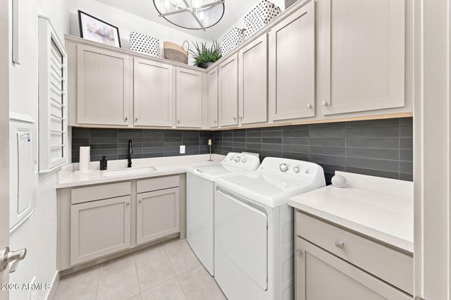 21362 W MINNEZONA Avenue, Buckeye, AZ 85396