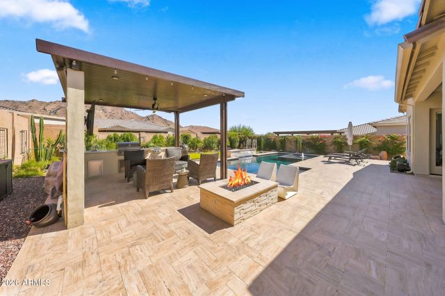 21362 W MINNEZONA Avenue, Buckeye, AZ 85396