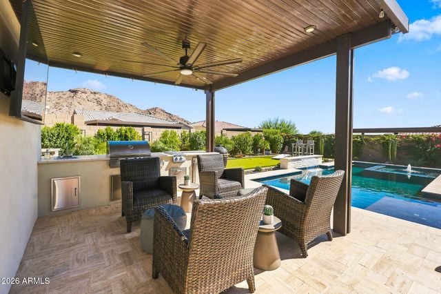 21362 W MINNEZONA Avenue, Buckeye, AZ 85396