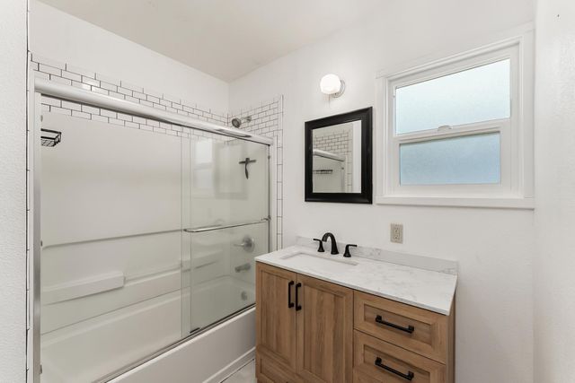 629 Oak St, Roseville, CA 95678