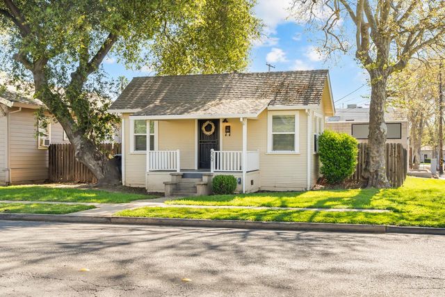 629 Oak St, Roseville, CA 95678