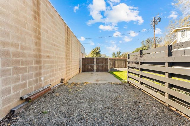 629 Oak St, Roseville, CA 95678