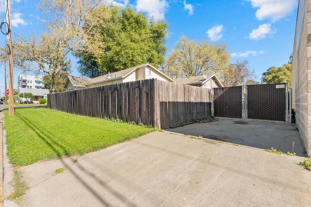 629 Oak St, Roseville, CA 95678