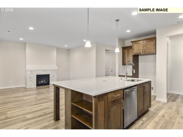 2791 Nw Rhododendron, Estacada, OR 97023