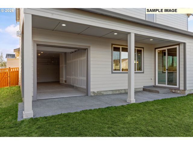 2791 Nw Rhododendron, Estacada, OR 97023