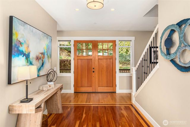 17122 32nd Avenue NE, Lake Forest Park, WA 98155